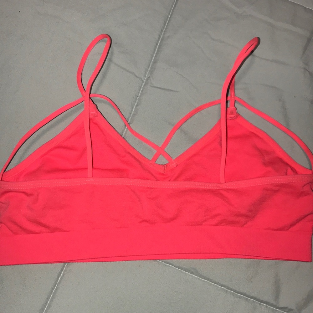 Sports bra - Picture 2 of 3